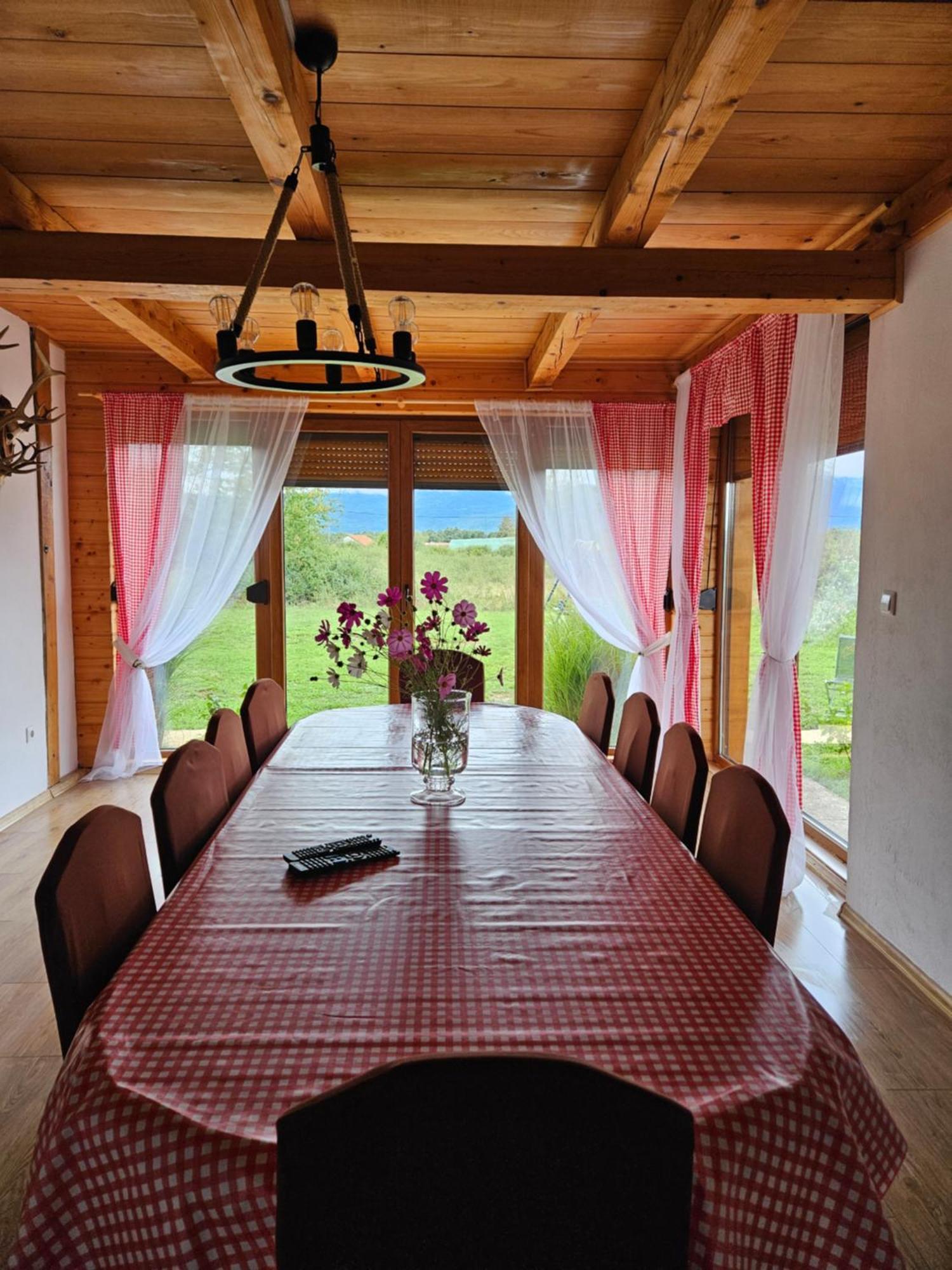 Lovinac  Ruralna Kuca Za Odmor Lika 빌라 외부 사진