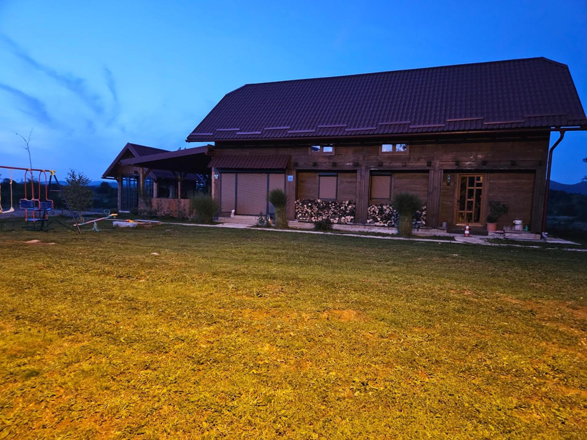Lovinac  Ruralna Kuca Za Odmor Lika 빌라 외부 사진